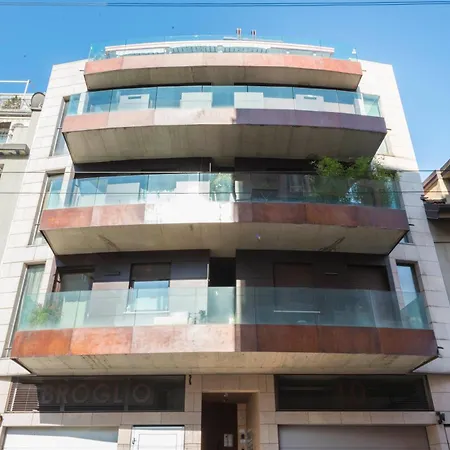 Lussuoso Attico Διαμέρισμα *